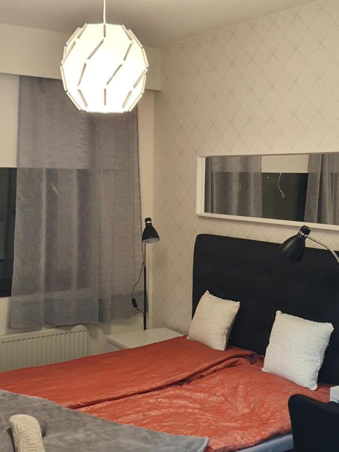 Kaunis Valoisa 3 Krs Pikkukaksio Vantaa Koivukylae Apartment Exterior photo